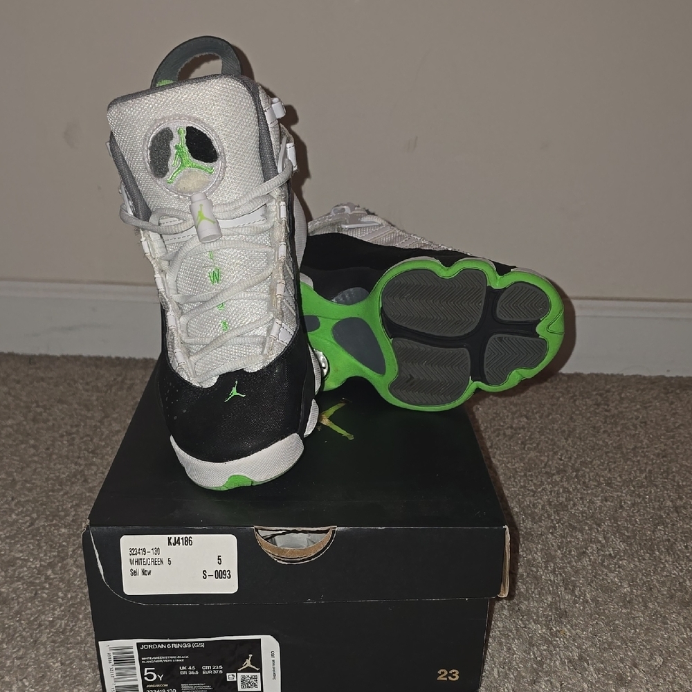 ✅ Kids Jordan 6 Rings – White/Green Strike-Black – Size 5Y – WORN ONCE